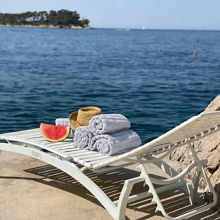 Charming Seafront At Mara Apartamento *