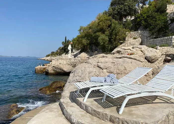 Charming Seafront At Mara Apartamento *