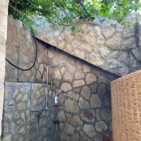 Charming Seafront At Mara *