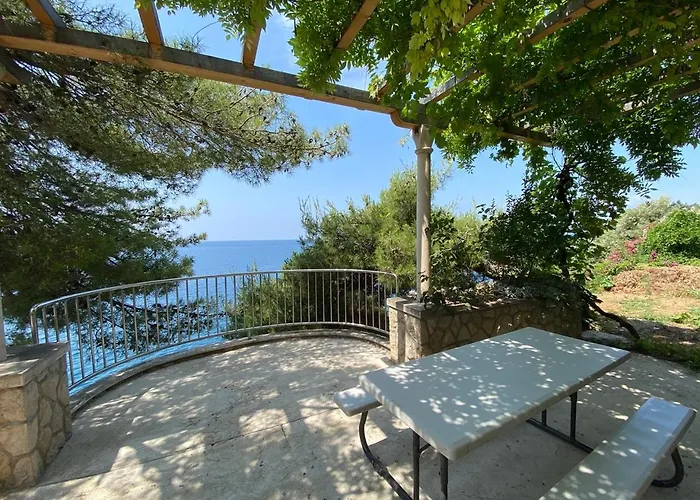 Appartamento Charming Seafront At Mara *