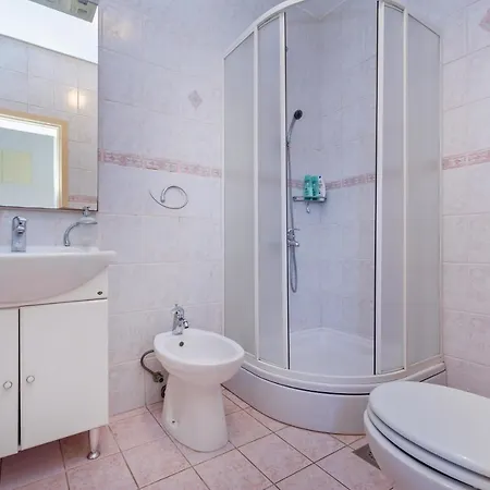 Apartamento Charming Seafront At Mara Dubrovnik